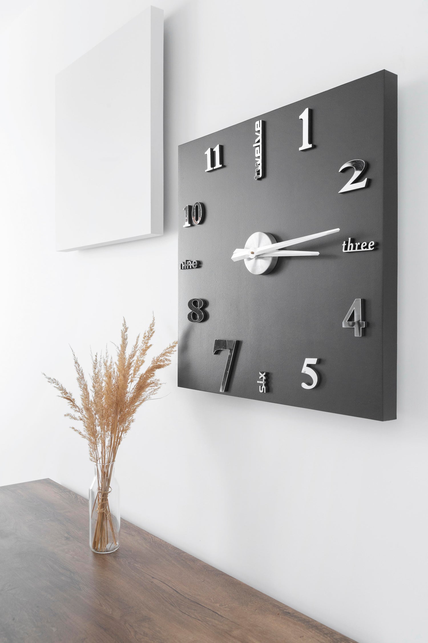 WALL CLOCK